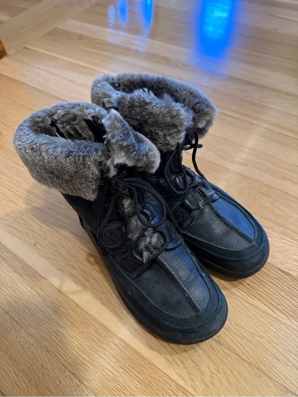 Blondo Black Faux-Fur Trim Winter Rain Boot